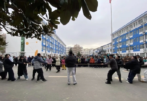 凝心聚力展风采 强健体魄向未来